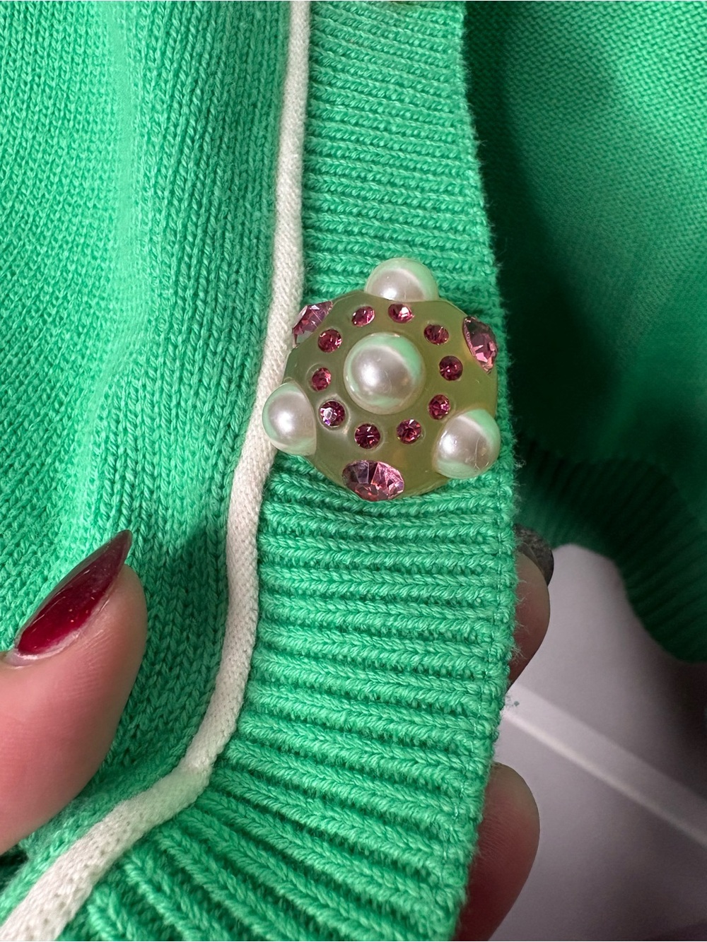 Cabi Wallis Cropped Cardigan Julep Green - Picture 5 of 13